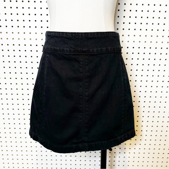 Free People | Black Denim A-Line Mini Skirt, High Waist, Back Zip Entry Sz. 2 - Picture 4 of 8